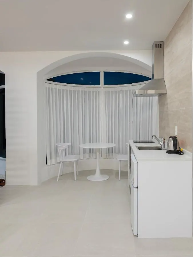 Guest house White Castle Pension Jeju South Korea