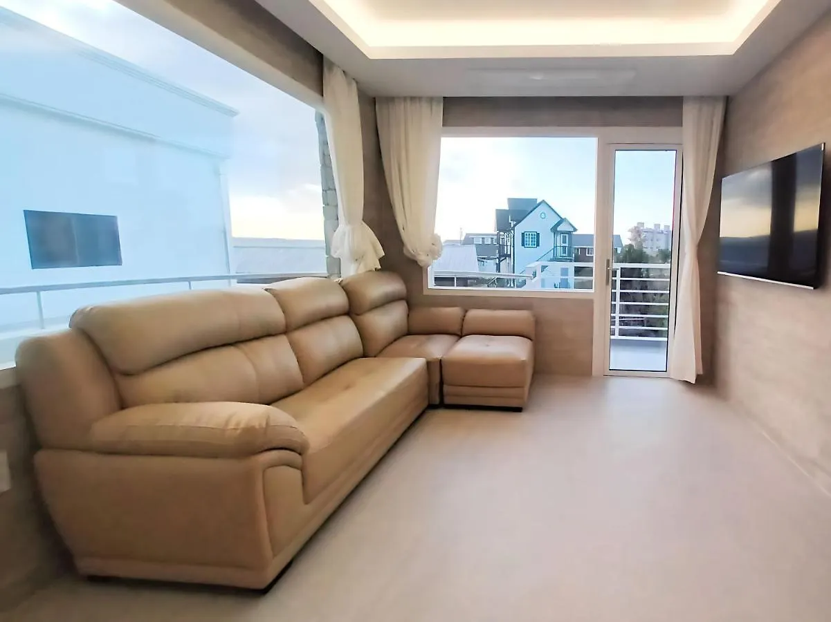 Guest house White Castle Pension Jeju South Korea